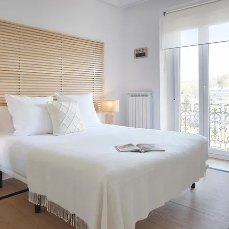 Ekialde By Feelfreerentals Appartamento